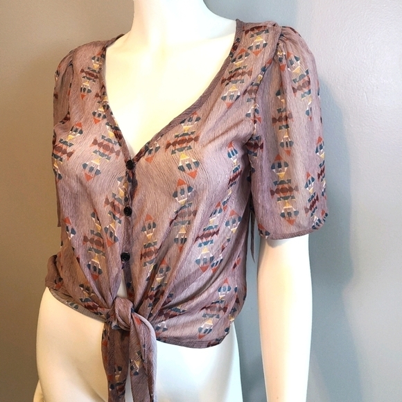 WITH TAGS PACSUN Aztec Print Tie Front Top - Picture 5 of 8